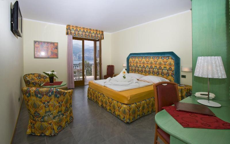 Hotel Augusta Malcesine Zewnętrze zdjęcie